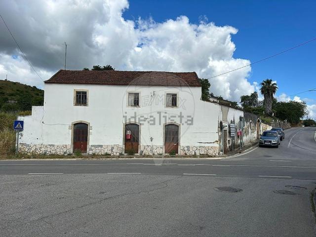 Moradia, Moçarria