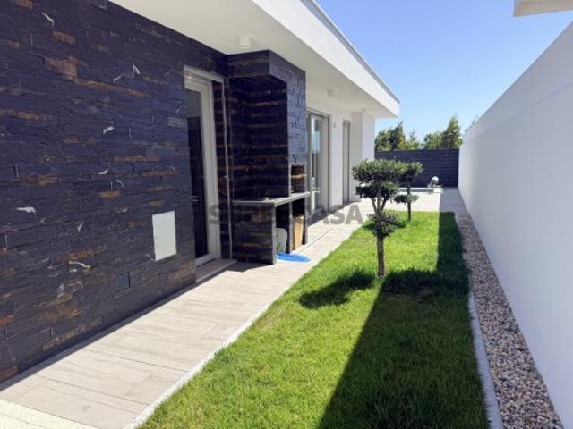 Moradia Moderna com Piscina Aquecida Salir do Porto