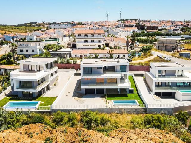 Moradia moderna com vista mar de todas as divisões!