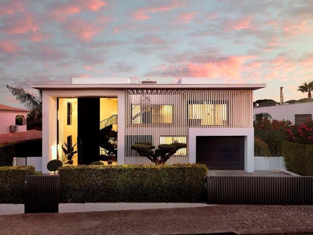 Moradia moderna com Vista para a Ria Formosa 564m² Almancil