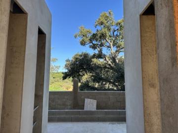 Moradia moderna de excelência T3 isolada com piscina e vistas deslumbrantes