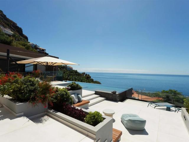 Moradia Moderna de Luxo com Piscina Infinita e Vista Atlânti. 332m² Ponta Do Sol