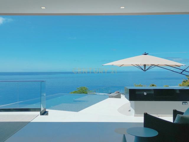 Moradia Moderna de Luxo com Vista Deslumbrante sobre o Atlântico – Sítio dos Anjos, Madeira