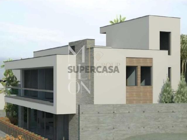Moradia Moderna em Construção Santa Cruz