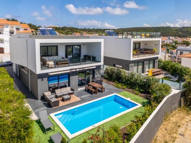 Moradia contemporânea junto ao mar com piscina privada Foz do Arelho