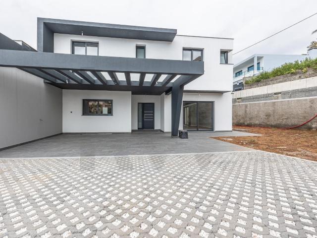 Moradia Moderna T3 em construção | Fração B | São Roque, Fun. 139m² São Roque Funchal