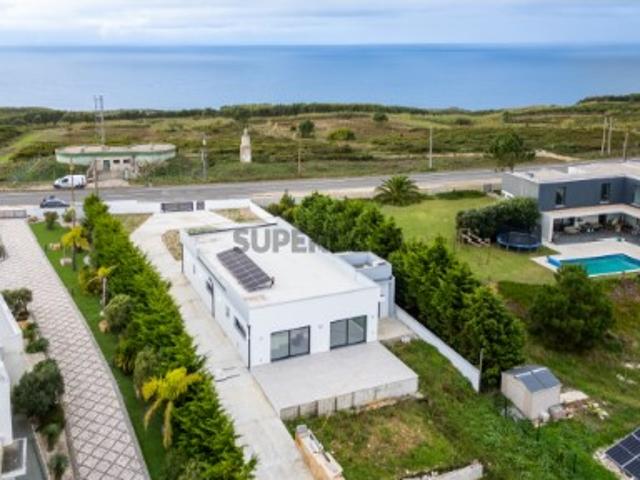 Moradia moderna T3 na Serra do Bouro