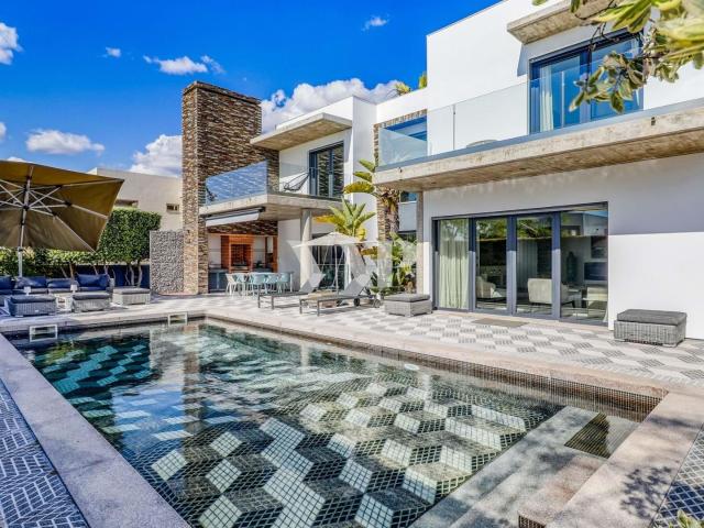 Moradia de Luxo 5 Quartos com Piscina no Alsakia, Fonte Sant. 506m² Quarteira