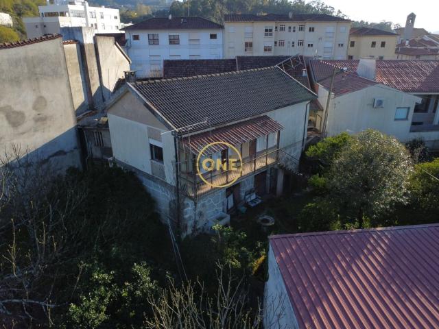 Moradia, Moimenta Santo André
