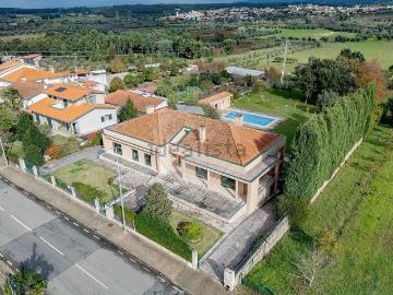 Moradia, Moita
