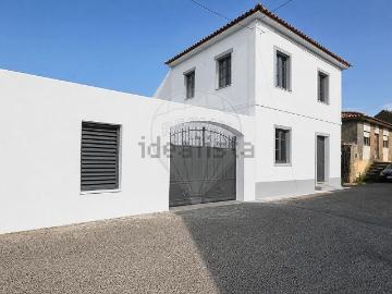 Moradia, Moita