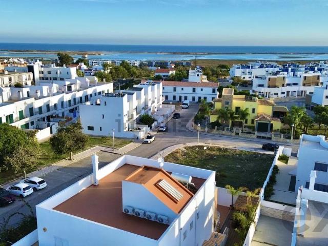 Moradia, Moncarapacho
