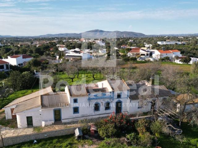 Moradia, Moncarapacho