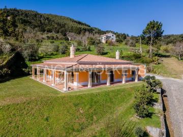 Moradia, Monchique