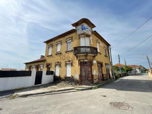 Moradia, Monte