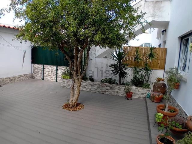 Moradia, Montijo e Afonsoeiro