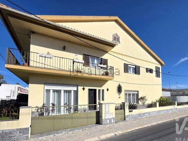 Moradia, Montijo e Afonsoeiro