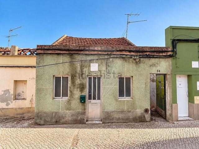 Moradia, Montijo e Afonsoeiro