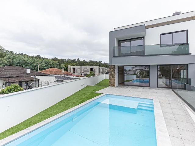 Moradia, Moreira