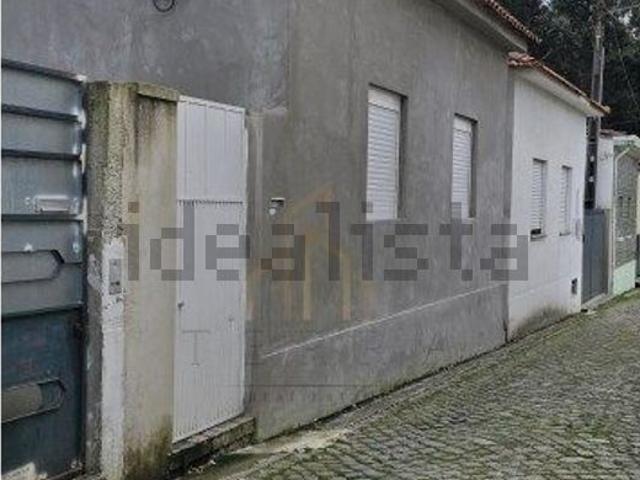 Moradia, Moreira