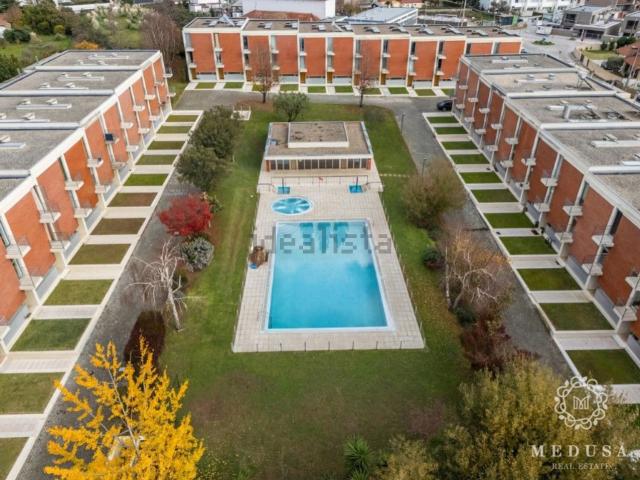 Moradia, Moreira