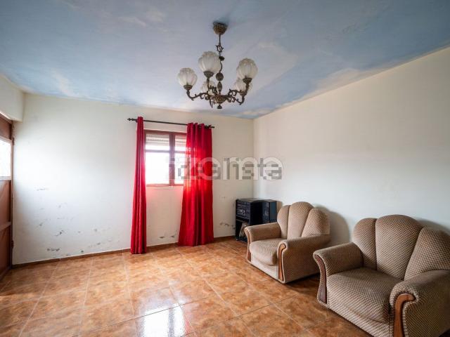 Moradia, Moreira do Rei e Várzea Cova