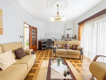Casa à venda em Moreira de Cónegos