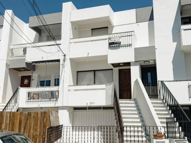 Moradia T3 em Alcabideche com garagem