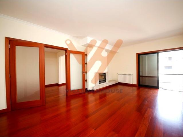 Moradia na Vilabeira, zona próxima do centro de Viseu