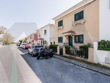 Moradia no Bairro da Madre de Deus 181m² Beato