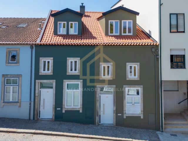 Moradia com 3 Quartos no Coração do Centro Histórico de Braga