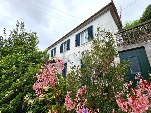 Moradia no Faial, inserida num terreno de 1400m2 58m² Faial