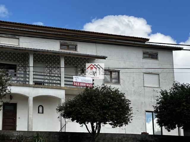 Moradia, Nogueira do Cravo