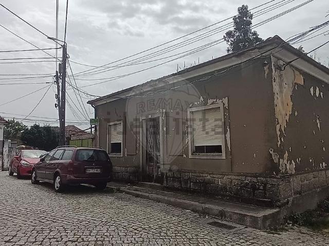 Moradia, Nogueira e Silva Escura