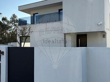Moradia, Nogueira e Silva Escura