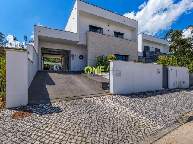 Moradia, Nossa Senhora Misericórdias