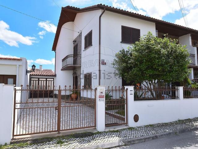 Moradia, Nossa Senhora de Fátima
