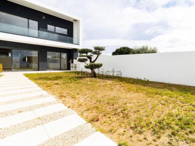 Moradia, Nossa Senhora de Fátima