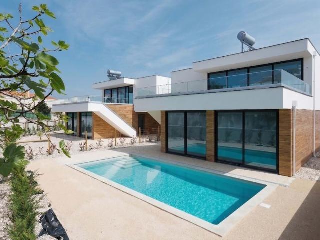 Monte da Baía Villas | Moradia Nova com Piscina e Vista Baía | Salir do Porto