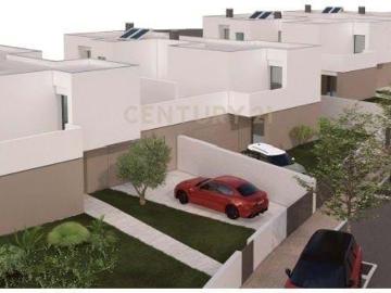 Moradia Nova Construção T4