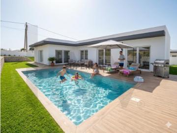 Moradia Nova Isolada T3 c/ Piscina e Anexo em terreno de 900m2 Caldas da Rainha