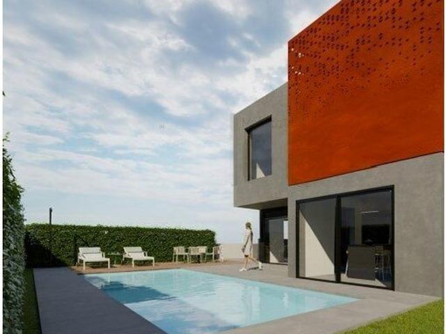 Moradia Nova Isolada T4 | Piscina | Lote 380m2 Aroeira, Ch. 146m² Charneca De Caparica