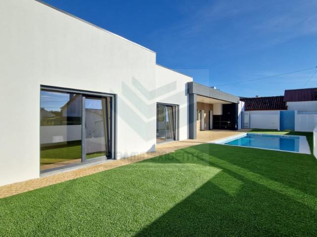 Moradia Nova, Pronta! Piscina, Garagem, Azeitão, Lt 600m2