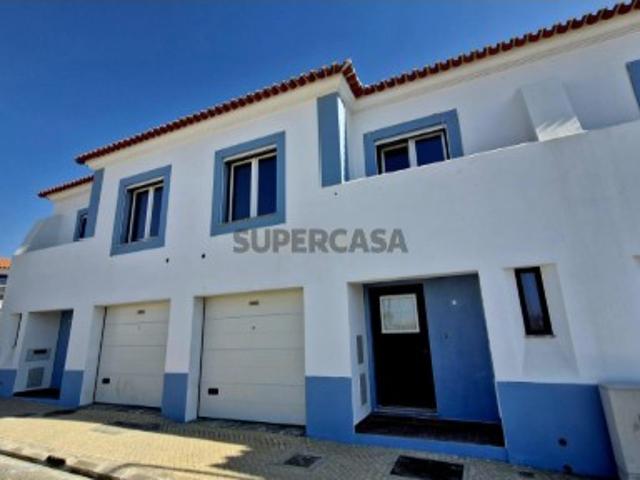 Moradia Nova T3 no Centro de Porto Covo, a 5 Minutos a Pé da Praia Grande