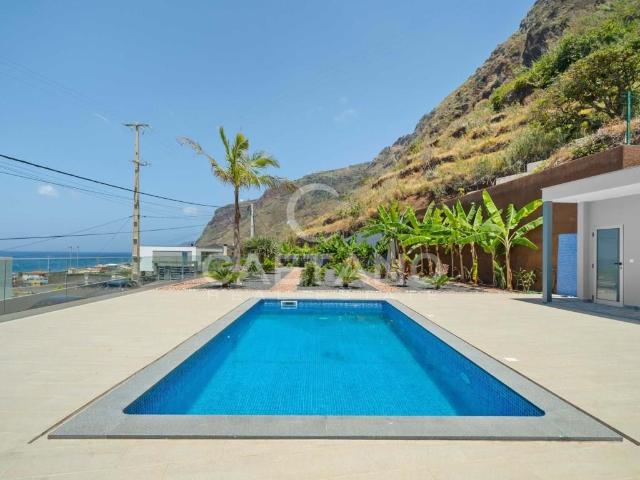 Moradia Nova T3 Paúl do Mar, Calheta 195m² Paúl Do Mar