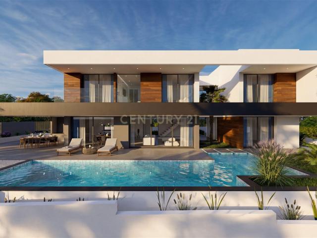 Moradia Nova T4 Com Piscina Albufeira 190m² Albufeira e Olhos de Água