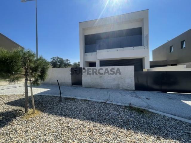 MORADIA NOVA ÚNICA T4 NA FRONTEIRA DE MINDELO/VILA CHÃ VILA DO CONDE