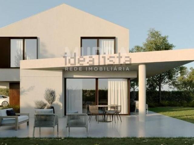 Moradia, Ovar