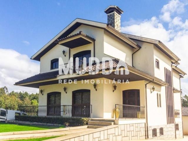 Moradia, Ovar