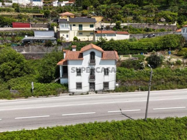 Moradia | Oliveira de Azeméis | Terreno 1915m2